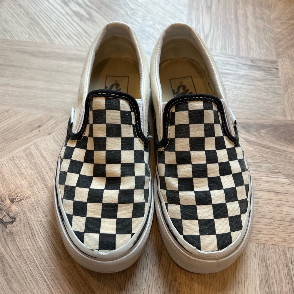 Vans Black and White Checkered Kids Sneakers - Picture 2 of 2